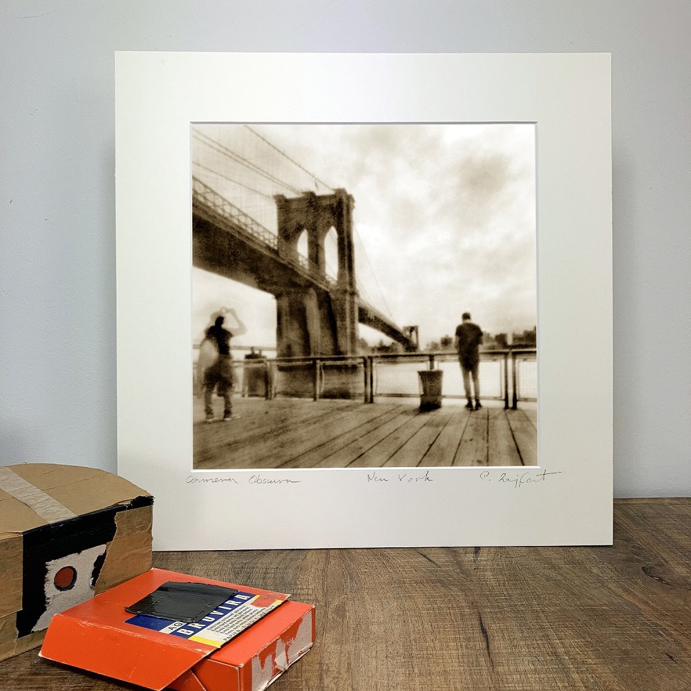 Lochkamera Fotografie, New York, Brooklyn Bridge von Patrick Zajfert, 180